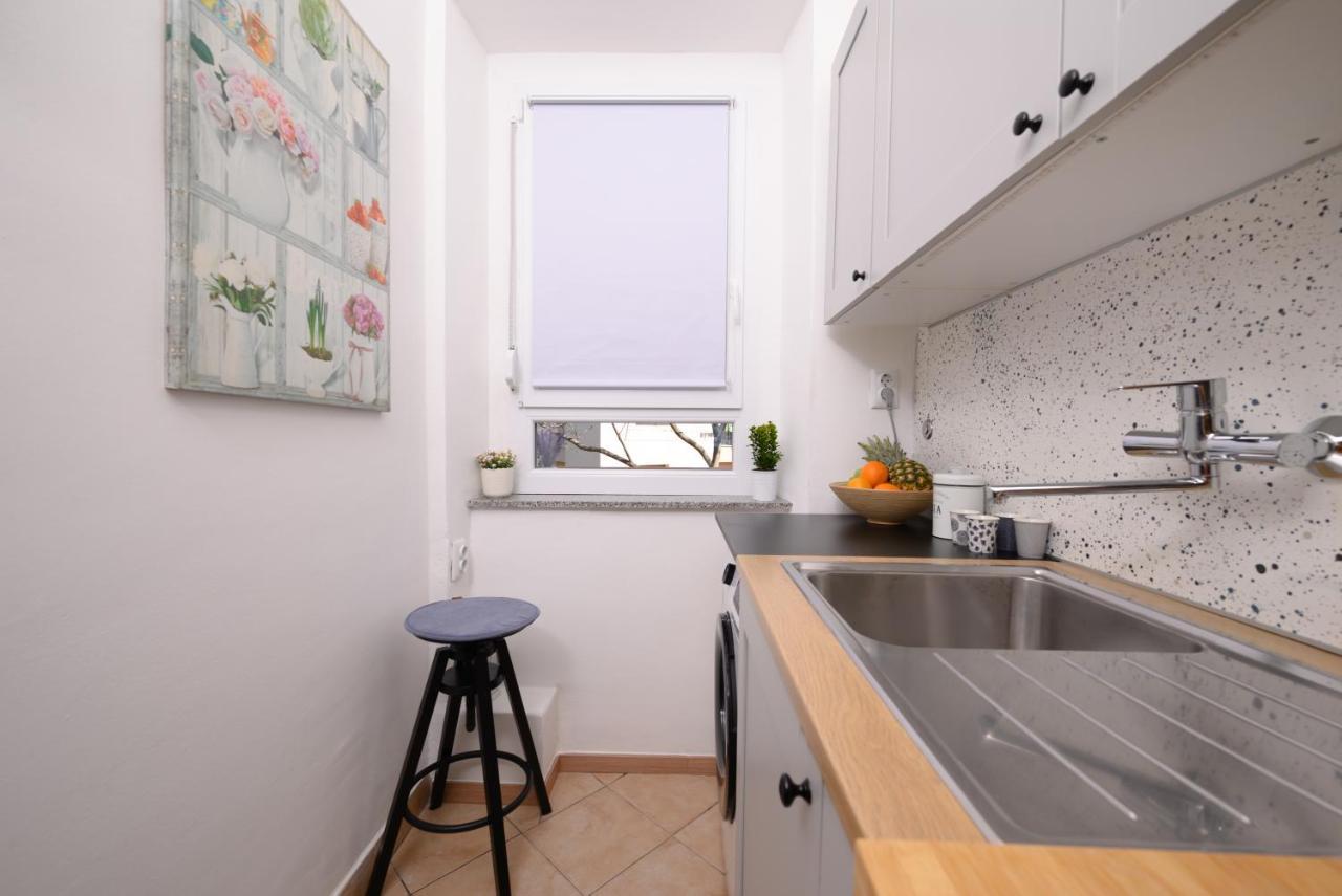 Apartment Terrazzo リエカ エクステリア 写真