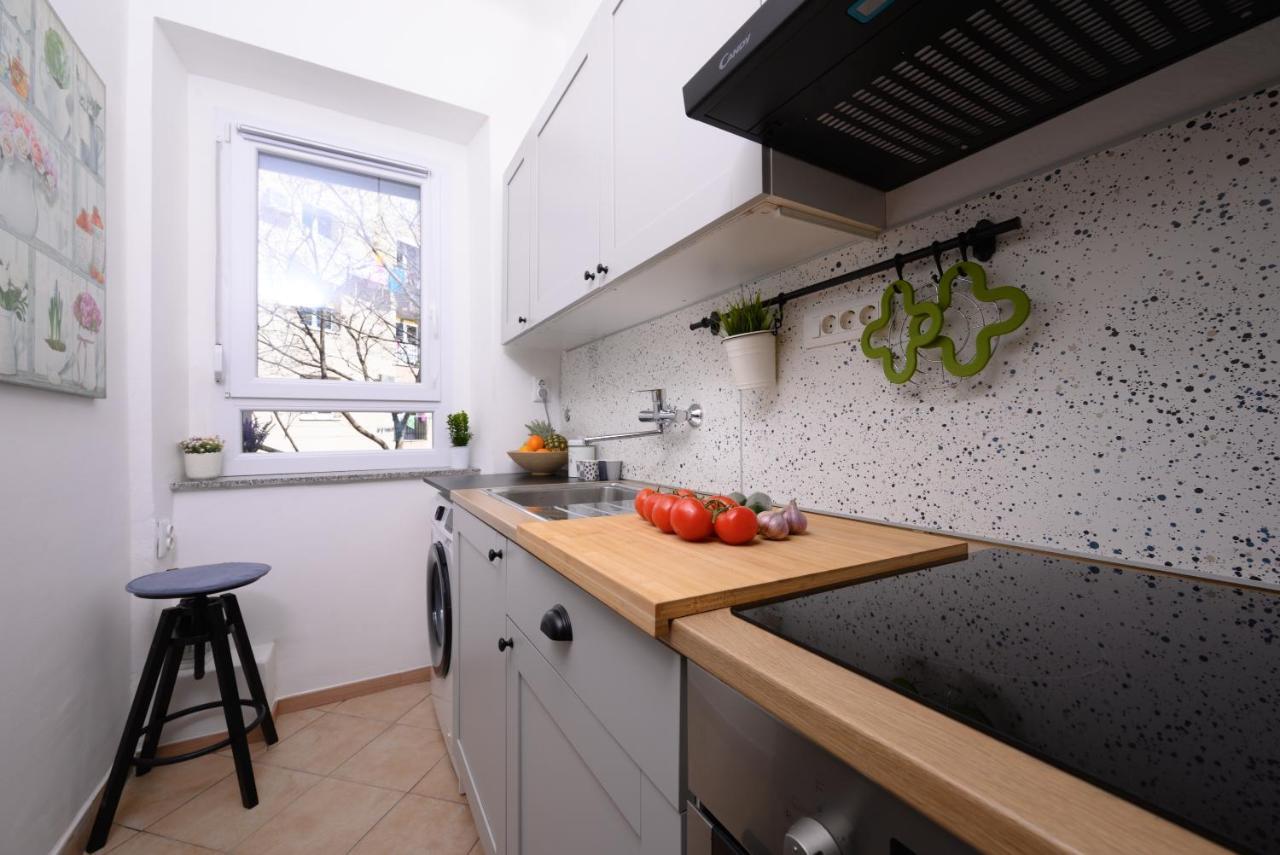 Apartment Terrazzo リエカ エクステリア 写真