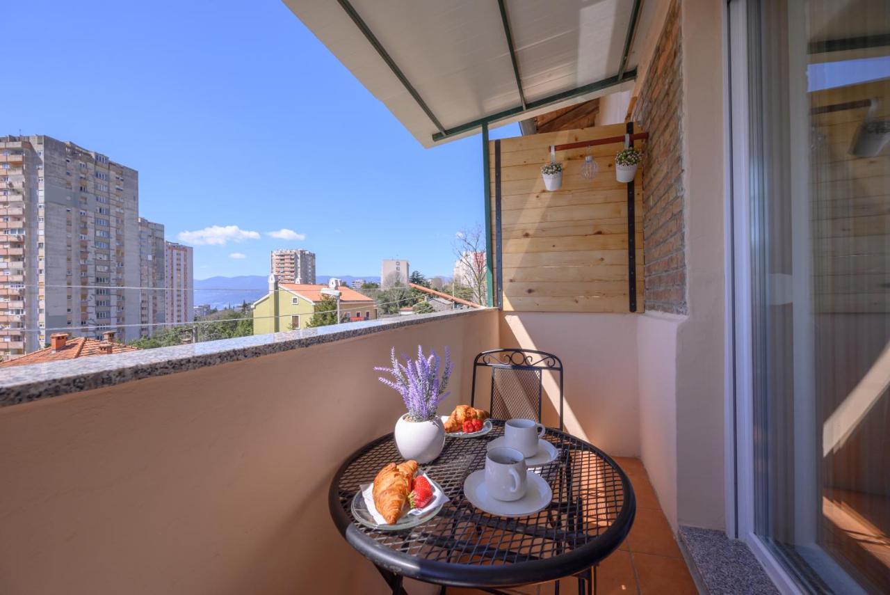 Apartment Terrazzo リエカ エクステリア 写真
